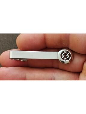 1950s Signed Swank Silver Tone Celtic Knot Tie Bar/Tie Clip